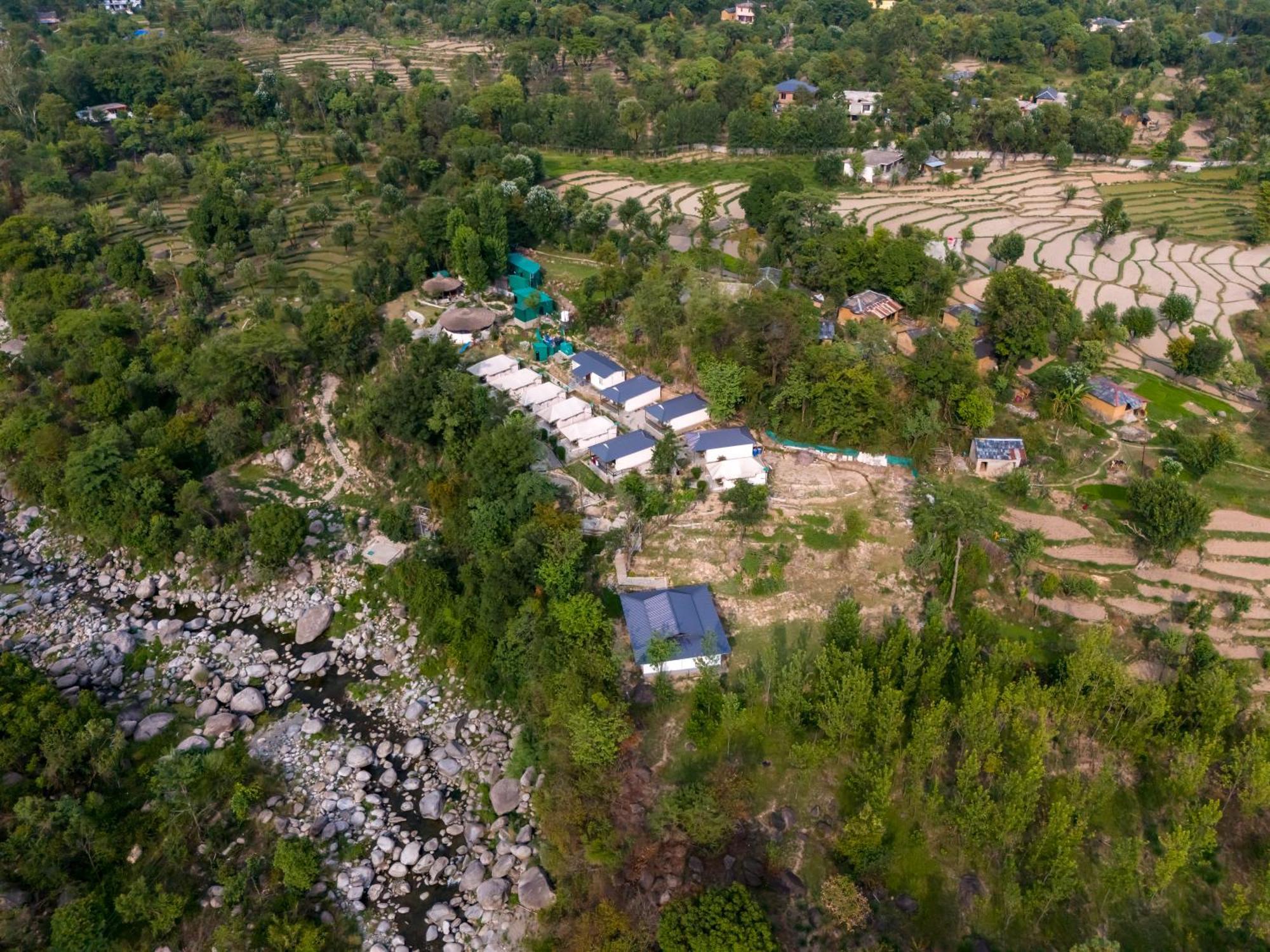 Dev Bhoomi Farms & Cottages Dharamshala Exterior photo